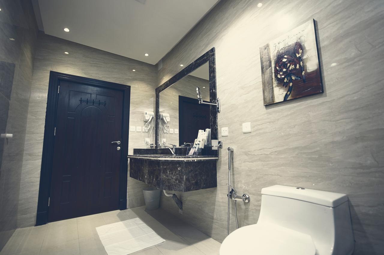 Rest Night Serviced Apartments Wadi ad Dawasir Bagian luar foto